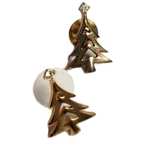 Vintage Avon Gold Christmas Tree Post Earrings Stocking Stuffers